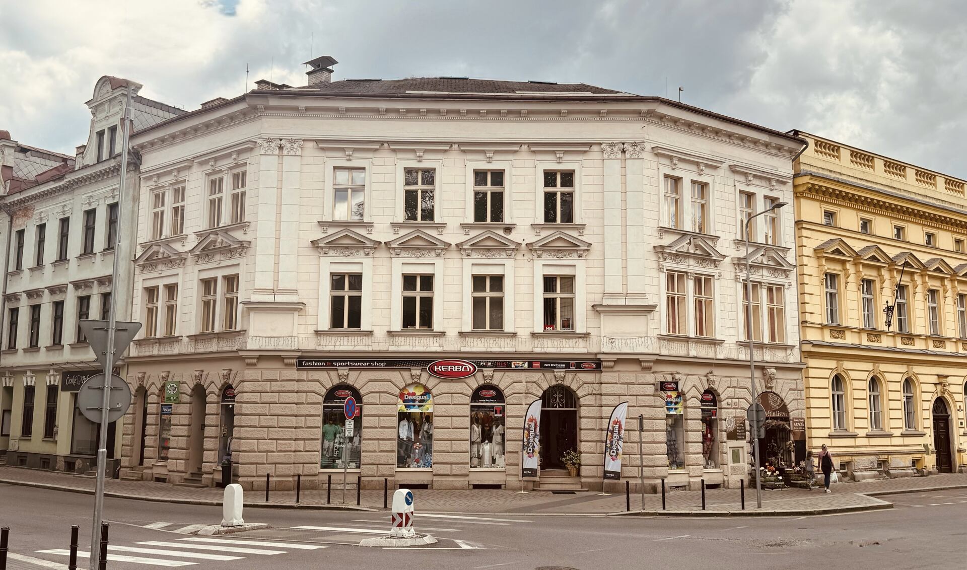 Exteriér prodejny Kerbo v Jablonci nad Nisou