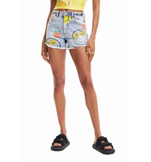 Dámské bermudy DESIGUAL SMILEY 5053 BLUE - DESIGUAL - 23SWDD70 5053 DENIM SMILEY