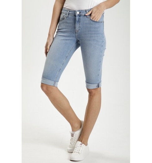 Dámské bermudy CROSS ADELE 33 LIGHT MID BLUE - Cross - P457 33 ADELE SHORT