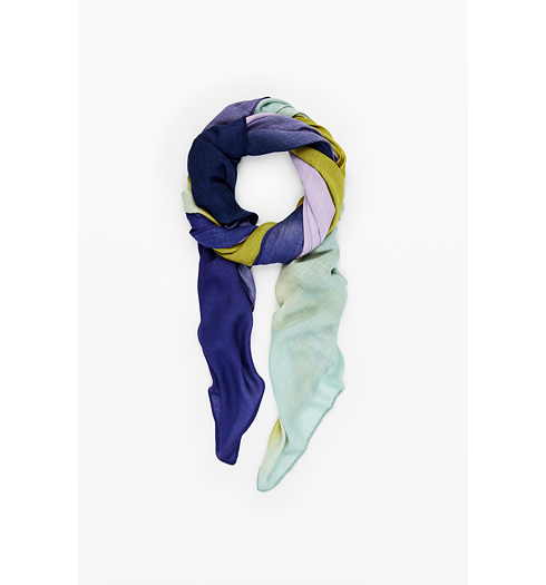 Dámský šátek DESIGUAL 25WAWA21 9019 FOU LOLA 9019 MATERIAL FINISHES - DESIGUAL - 25WAWA21 9019 FOU LOLA