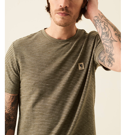 Pánské triko GARCIA mens T-shirt ss 1970-base army - GARCIA - P21208 1970 mens T-shirt ss