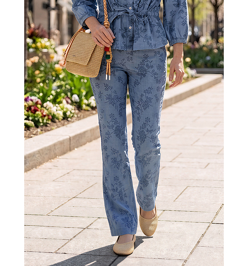 Dámské kalhoty Geisha Pants chambray print Modrá - Geisha - 61183-70 635 Pants chambray print