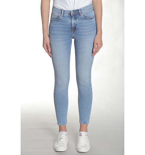 Dámské jeans CROSS JUDY 136 LIGHT MID BLUE - Cross - P429 136 JUDY
