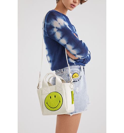 Dámská kabelka DESIGUAL SMILE IS BETTER VALDIVIA MINI 1000 BLANCO - DESIGUAL - 22SAXPAL 1000 BOLS_SMILE IS BETTER VALDI