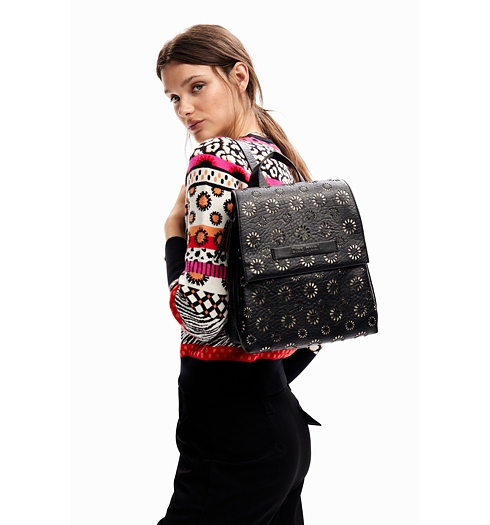 Dámský batůžek DESIGUAL AMORINA COVASNA 1006 WHITE - DESIGUAL - 23WAKP08 1006 BACK AMORINA COVASNA