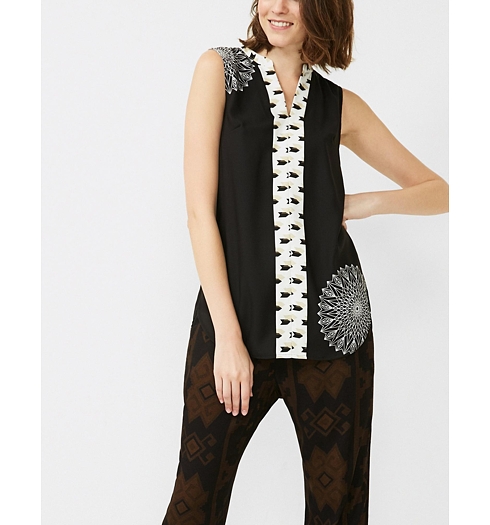 Dámské triko DESIGUAL MIKA 2000 NEGRO - DESIGUAL - 67B23B5 2000 BLUS MIKA
