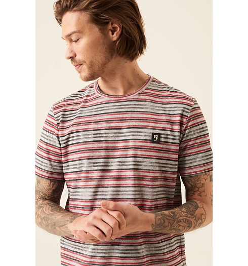 Pánské triko GARCIA mens T-shirt ss 5107-scarlet - GARCIA - P21204 5107 mens T-shirt ss