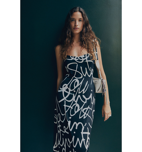 Dámské šaty DESIGUAL LETO 2000 BLACK - DESIGUAL - 23WWVK23 2000 VEST LETO