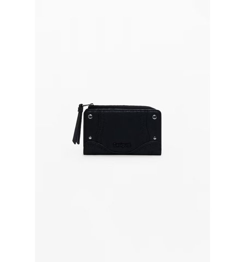 Dámská peněženka DESIGUAL 25WAYP17 2000 MONE EMBRO PATCH EMMA BLACK 2000 BLACK - DESIGUAL - 25WAYP17 2000 MONE EMBRO PATCH EMMA BLACK