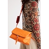 Dámská kabelka DESIGUAL HALF LOGO VENECIA 7002 ORANGE - DESIGUAL - 22SAXPAF 7002 BOLS_HALF LOGO VENECIA