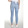 Dámské jeans CROSS JUDY 136 LIGHT MID BLUE - Cross - P429 136 JUDY